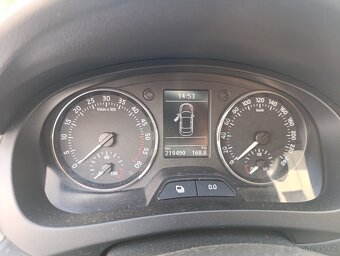 Rapid 1.6tdi 77kw rv 2015 - 6