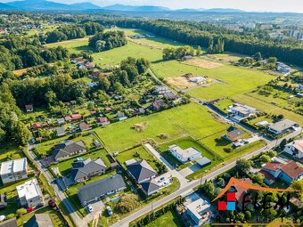 Prodej stavebního, zasíťovaného pozemku o výměře 1403 m2 v l - 6