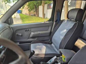 Navara 2.5 nafta 4x4 vymena možná - 6