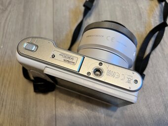 Samsung NX3000 + objektiv 16–50 mm OIS Power Zoom + přísluše - 6