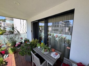 Prodej bytu 2+kk 58 m² + terasa 17 m² Barvitiova - 6