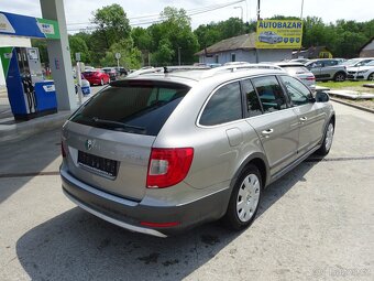Škoda Superb 2,0 TDI, 4X4, AUTOMAT - 6