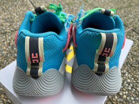 BOTY ADIDAS HARDEN STEPBACK 3 - 6