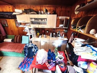 Zahrada s chatkou, posezením, skleníkem, 290.000 Kč. - 6