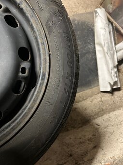 Zimní pneumatiky na Fabii 3, včetně plechových disků - 6