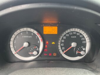 Kia Rio 1.4i 71kW - 6