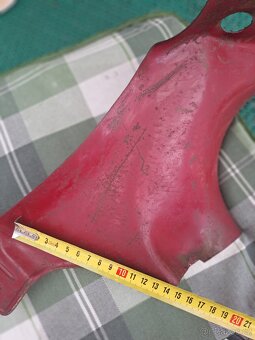 Podsedlový plech - 6