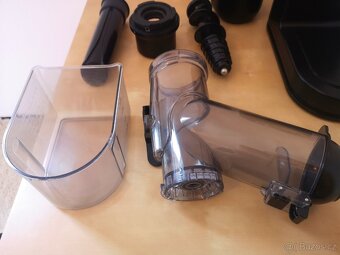 Šnekový odšťavňovač Philips HR1889/70 - 6