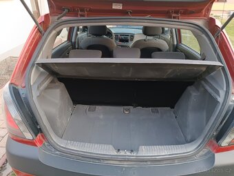 Kia Rio 1.4 tažné - 6