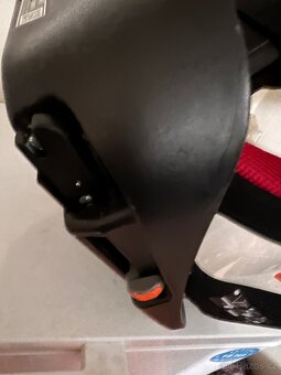 Autosedacka stavitelna - 6