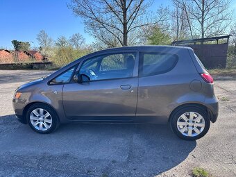Mitsubishi Colt 1,1i 55kw - 6