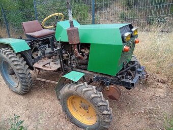 Prodám traktor - 6