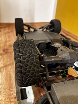 Prodám Traxxas UDR - 6