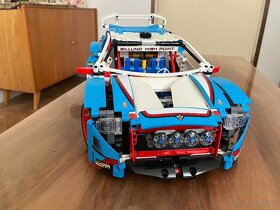 LEGO Technic 42077, model 2v1 závodní auto a Bugi - 6