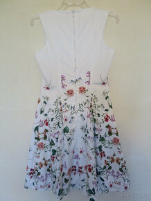 Dámské letní bílé květované šaty zn. Orsay - 6