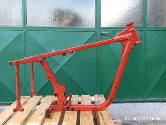 Rám jawa 250 kývačka, adíly - 6