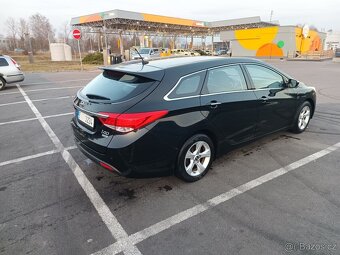 Hyundai i40 kombi 1.7crdi-100kw , originál km , AUTOMAT - 6