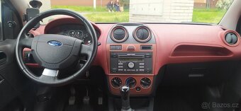 Ford fiesta - 6