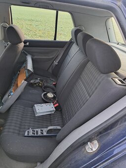 Prodám Golf 4 všechny díly - 6