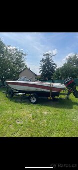 Motorový člun Rinker 181 - 6