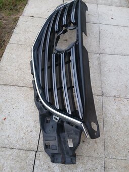 Přední kapota a maska Mazda CX5 - 6