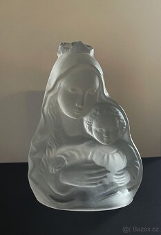 Madona s korunkou - sklo - 6