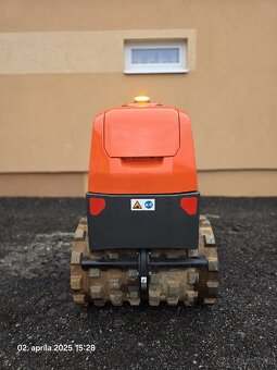 Kloubový jožko valec Husqarna LP9505 - 6