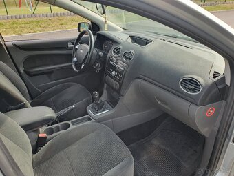 Ford Focus Kombi 1.6i benzín nová stk - 6
