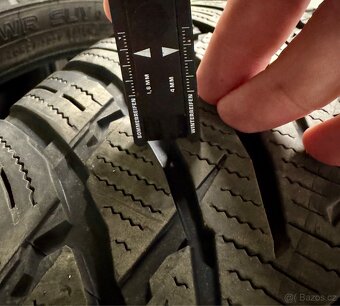 Zimní pneu Nokian WR SUV4 265/40 r21 105V - 6