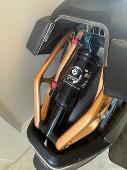 KingSong S18 elektrická jednokolka – najeto 4 300 km – 23 00 - 6