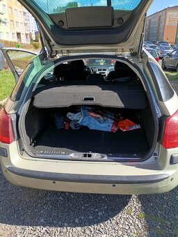 Prodám peugeot 2007 - 6