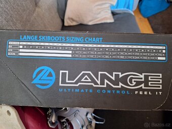 Dívčí lyžáky vel. 37/38 značky Lange. - 6