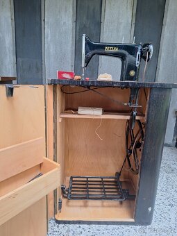 Šicí stroje - 6