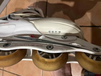 Kolečkové dámské brusle - posuvné vel. 40 41 42 43 - 6