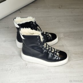 Kožené dámské zimní boty Calvin Klein, vel. 38 - 6