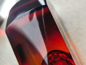 Hutní sklo - váza - 6