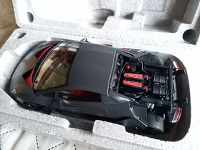 Lamborghini Sesto Elemento AutoArt 1:18 - 6