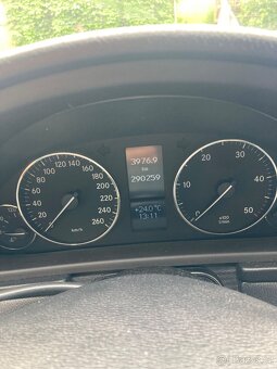 Mercedes Benz W203 - 6