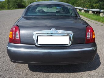 Lincoln Town Car 4.6 klima, kůže, automat - 6