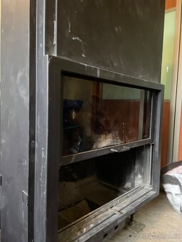 krb mramorovy s vlozkou na drevo a pelety skoro novy - 6
