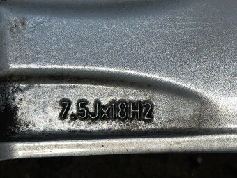 Original ALU kola VW Dynamic 18" 7,5J ET40 + 235/50/R18 - 6