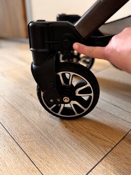 Kočárek Hartan + dětské vajíčko NuNa Pípa - 6