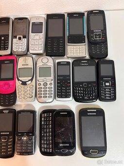 Mix mobilních telefonů - 6