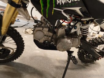 Prodám kros 125+helma bryle rukavice - 6