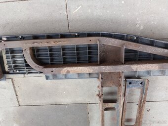 Predám bočné nášľapy na Honda crv - 6