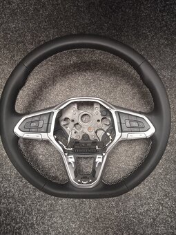 Volkswagen - nový kožený volant, DSG, výhřev - 6
