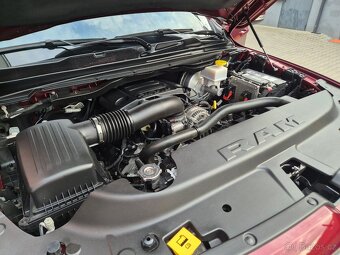 DODGE RAM 1500 5,7 HEMI BLACK WIDOW 31000km - 6