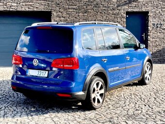 Volkswagen Touran 1.6 TDi Cross, výhřev, Bi-xenony, senzory - 6