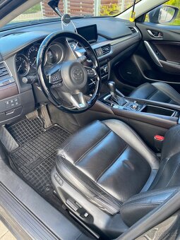 Mazda 6 2,5l 2017 benzin 141kW bouraná strana řičíce. - 6