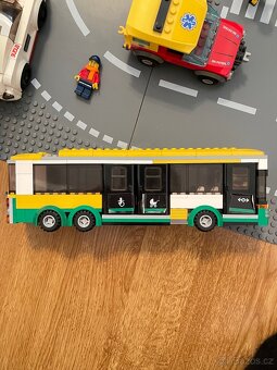 LEGO City – velké město (sety 60233 + 60154 + 60246 + další) - 6
